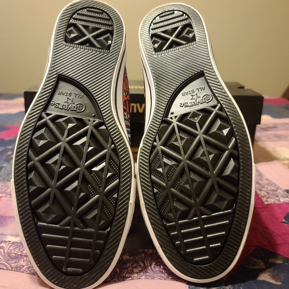 Converse Unisex Sneakers - Picture 3 of 6